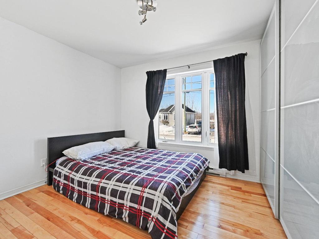 









18


Rue Picard

,
Lacolle,




QC
J0J1J0

