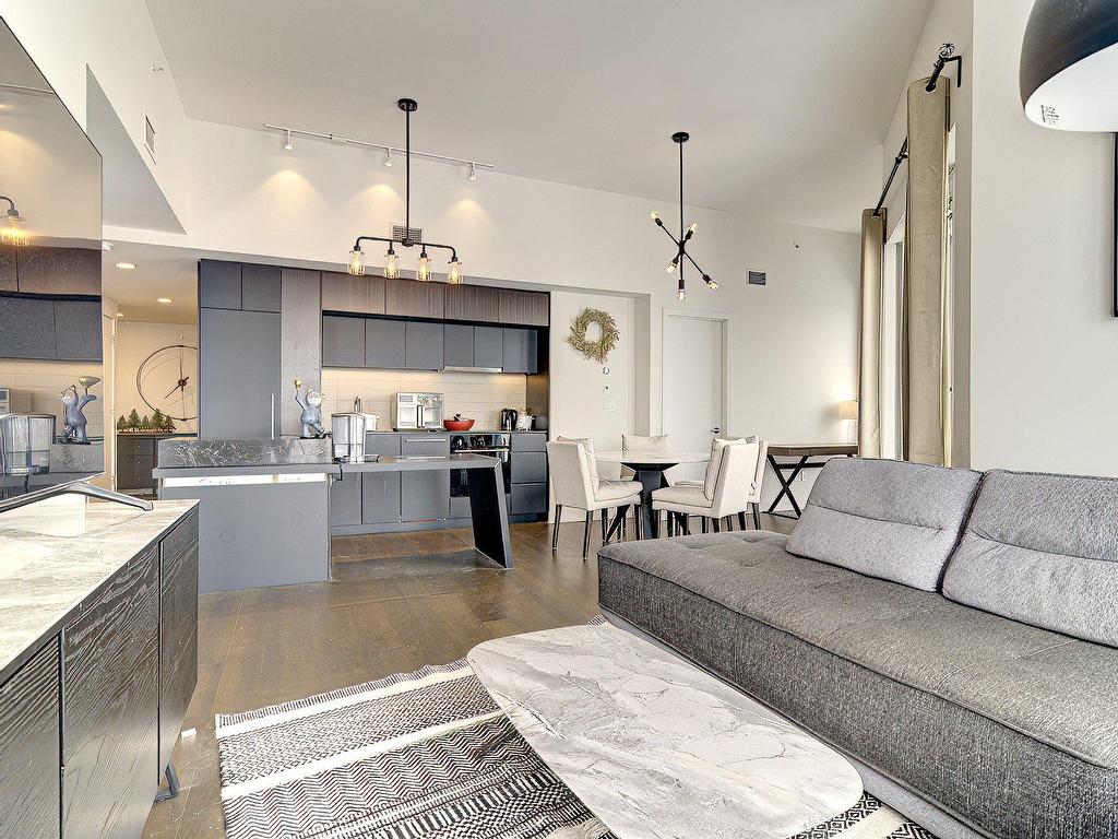 









1288


Rue St-Antoine O.

, 5204,
Montréal (Ville-Marie),




QC
H3C0X6

