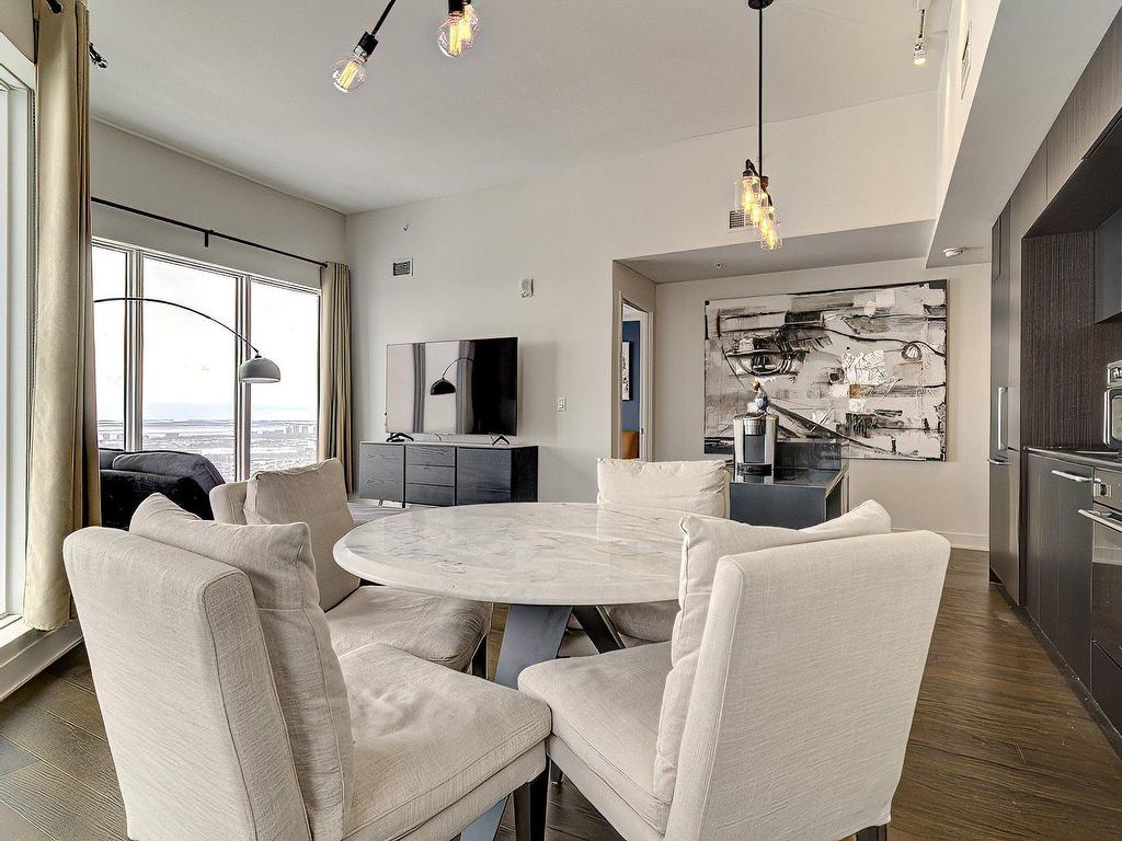 









1288


Rue St-Antoine O.

, 5204,
Montréal (Ville-Marie),




QC
H3C0X6

