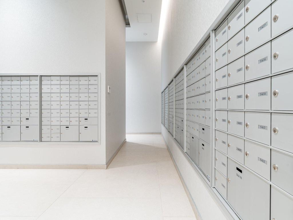 









1245


Rue De Bleury

, 5305,
Montréal (Ville-Marie),




QC
H3B0C2

