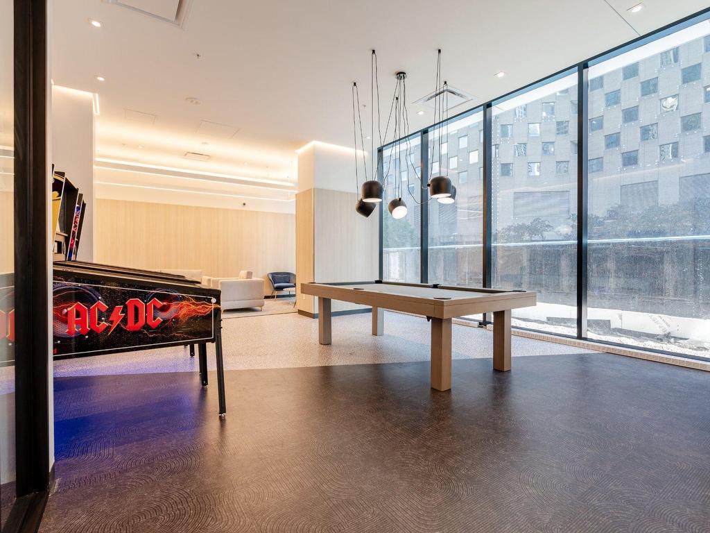 









1245


Rue De Bleury

, 5305,
Montréal (Ville-Marie),




QC
H3B0C2

