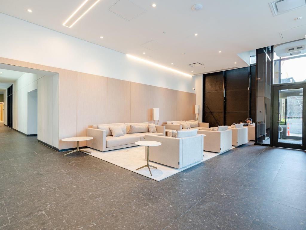 









1245


Rue De Bleury

, 5305,
Montréal (Ville-Marie),




QC
H3B0C2

