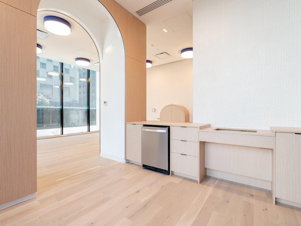 









1245


Rue De Bleury

, 5305,
Montréal (Ville-Marie),




QC
H3B0C2

