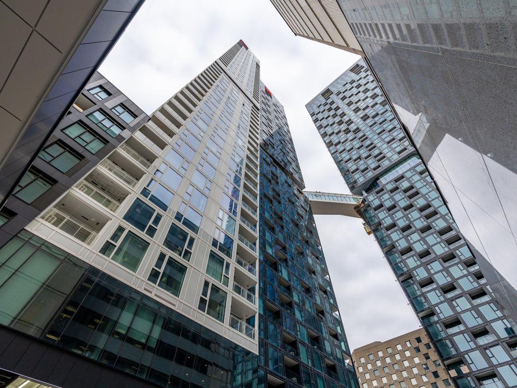 









1245


Rue De Bleury

, 5305,
Montréal (Ville-Marie),




QC
H3B0C2

