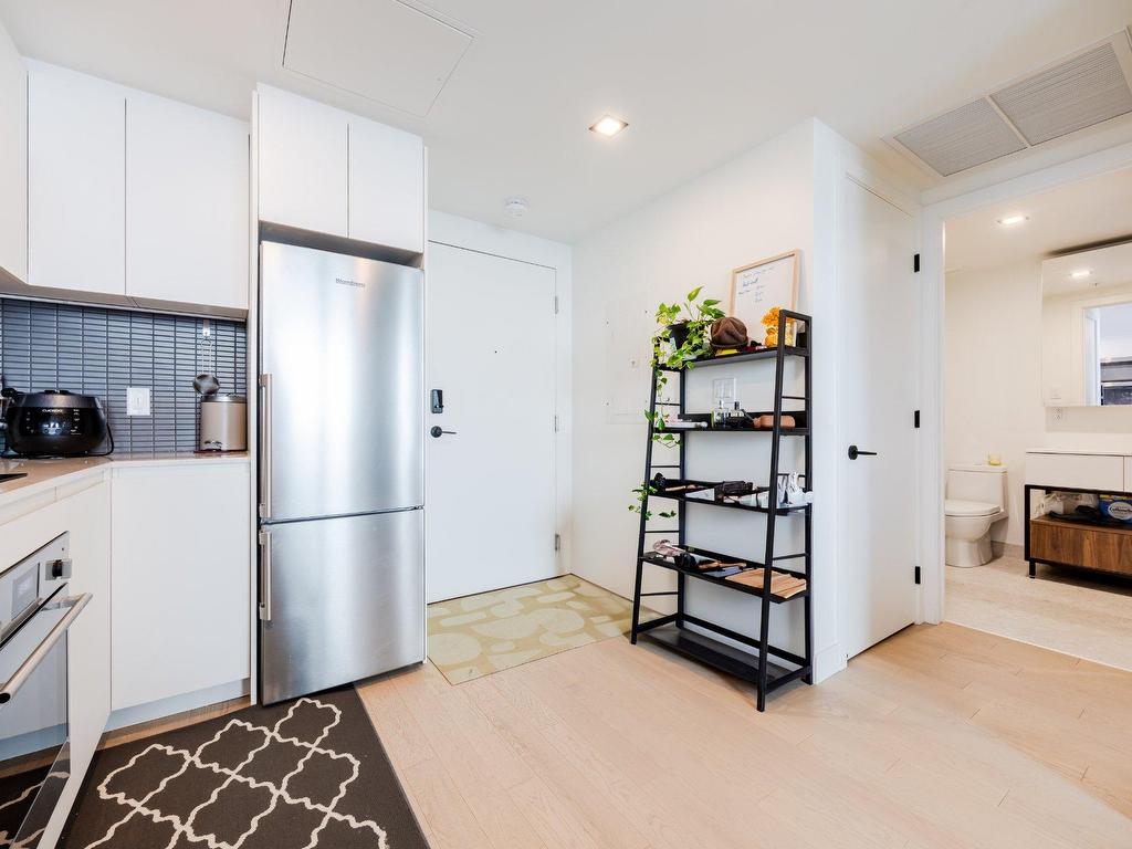 









1245


Rue De Bleury

, 5305,
Montréal (Ville-Marie),




QC
H3B0C2

