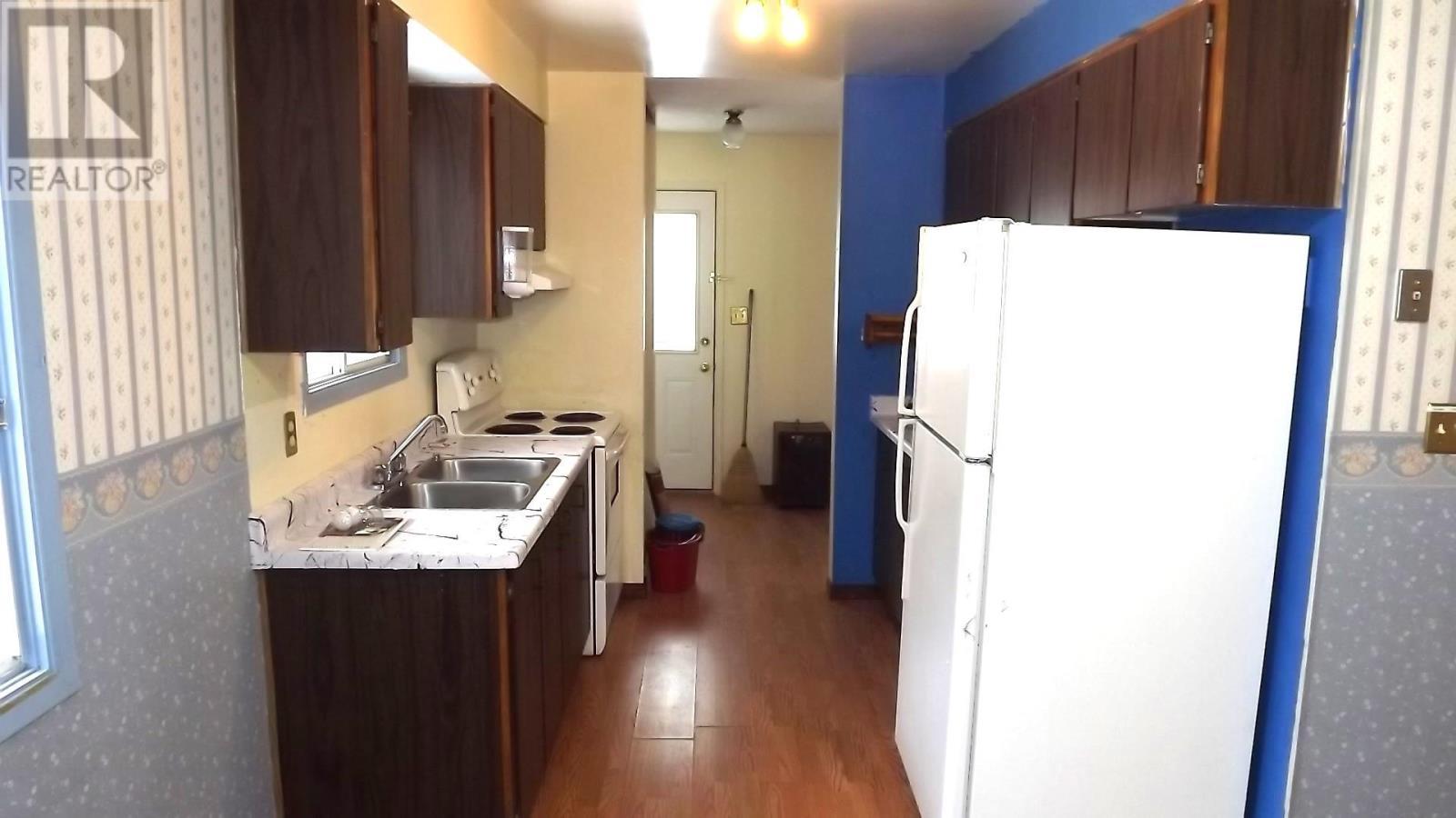 












75 Beckett BLVD

,
Elliot Lake,




Ontario
P5A3P5

