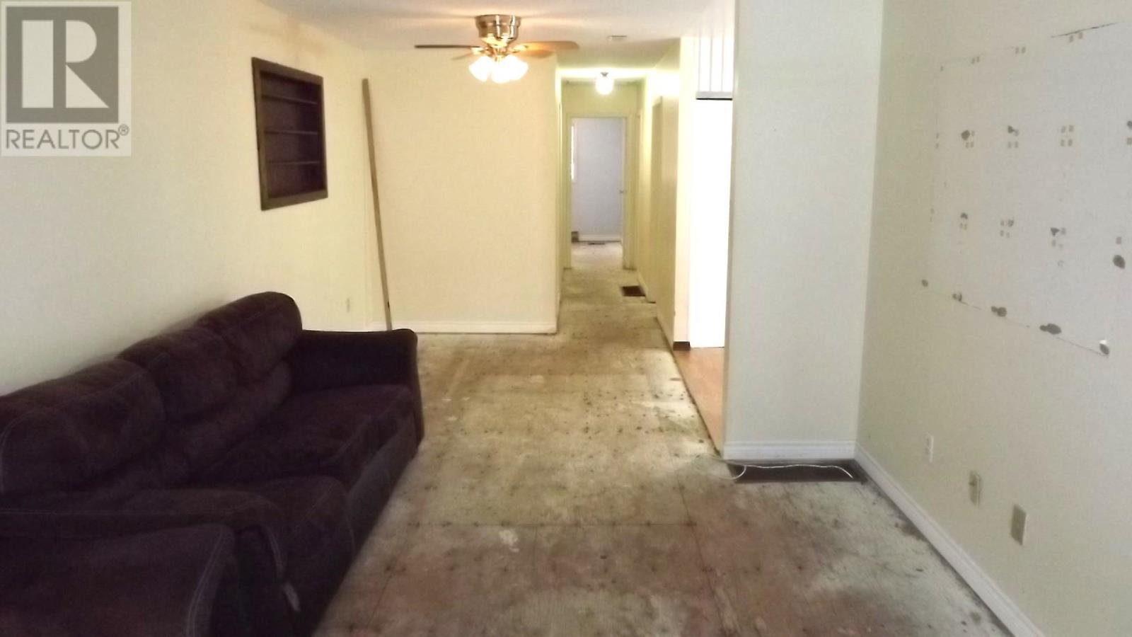 












75 Beckett BLVD

,
Elliot Lake,




Ontario
P5A3P5

