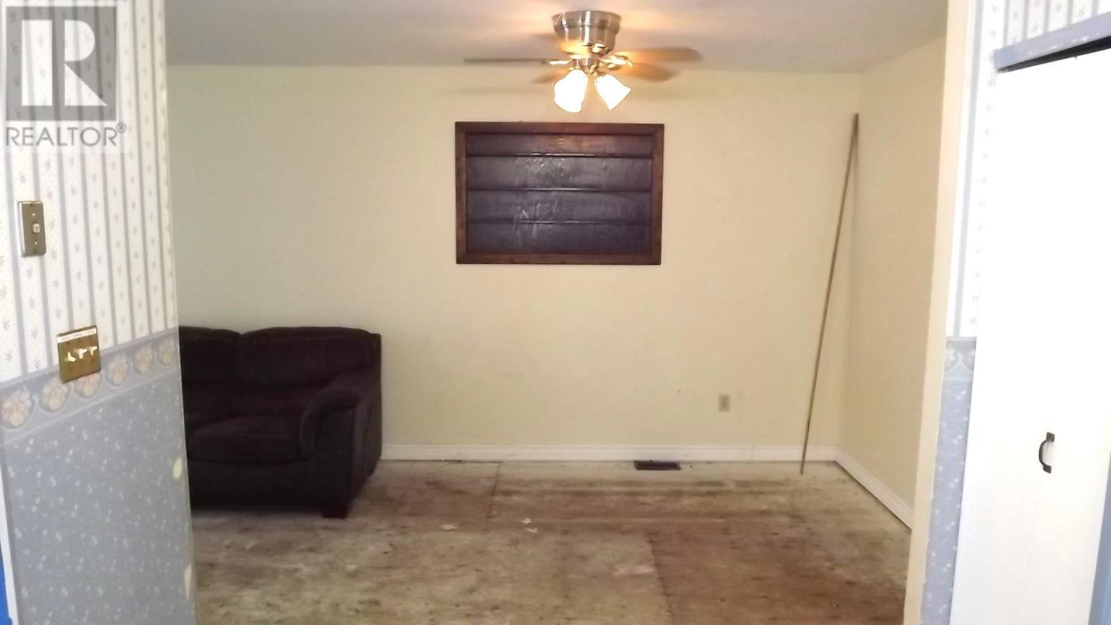 












75 Beckett BLVD

,
Elliot Lake,




Ontario
P5A3P5

