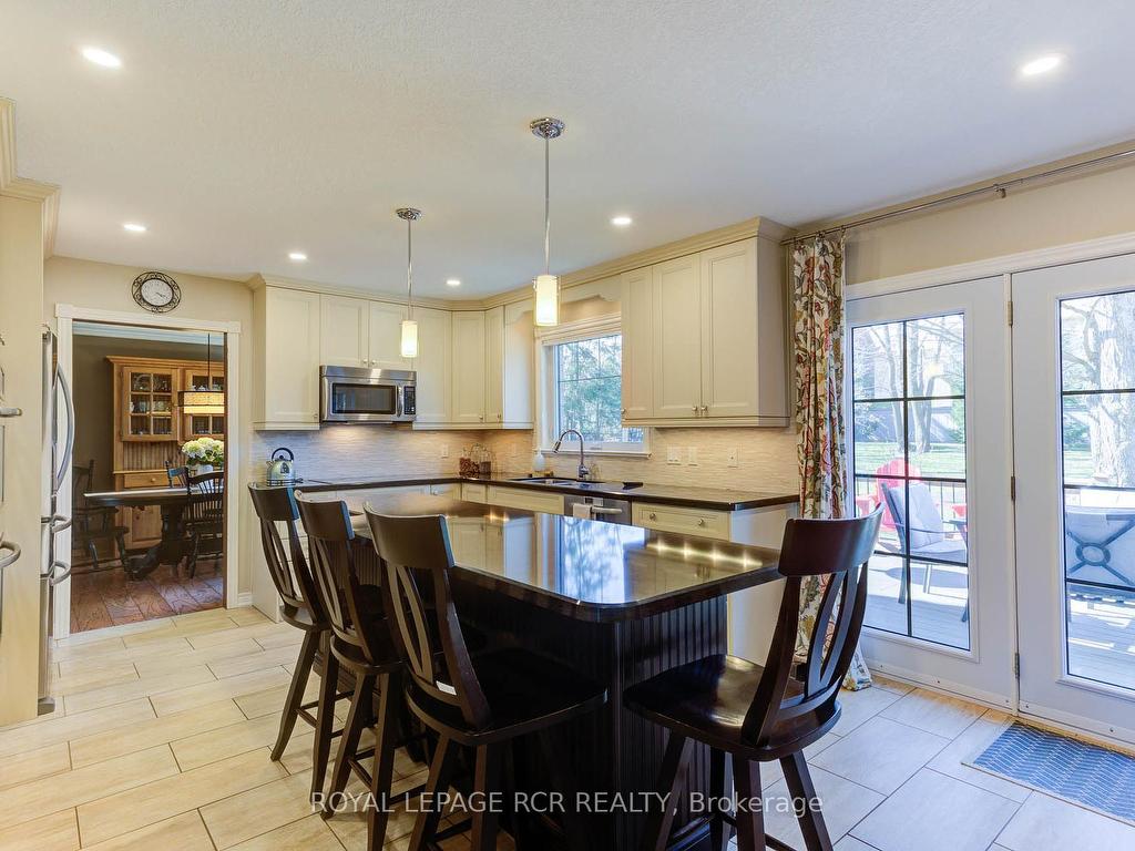 









117


Birch

Grove,
Shelburne,




ON
L9V 2W3

