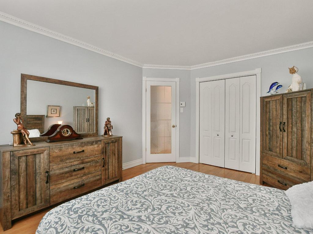 









96


Rue Lapointe

, 20,
Repentigny (Repentigny),




QC
J6A8E6

