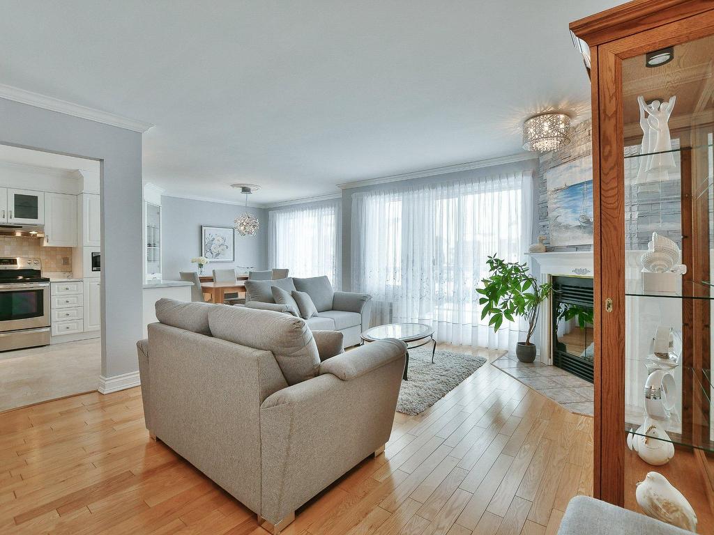 









96


Rue Lapointe

, 20,
Repentigny (Repentigny),




QC
J6A8E6


