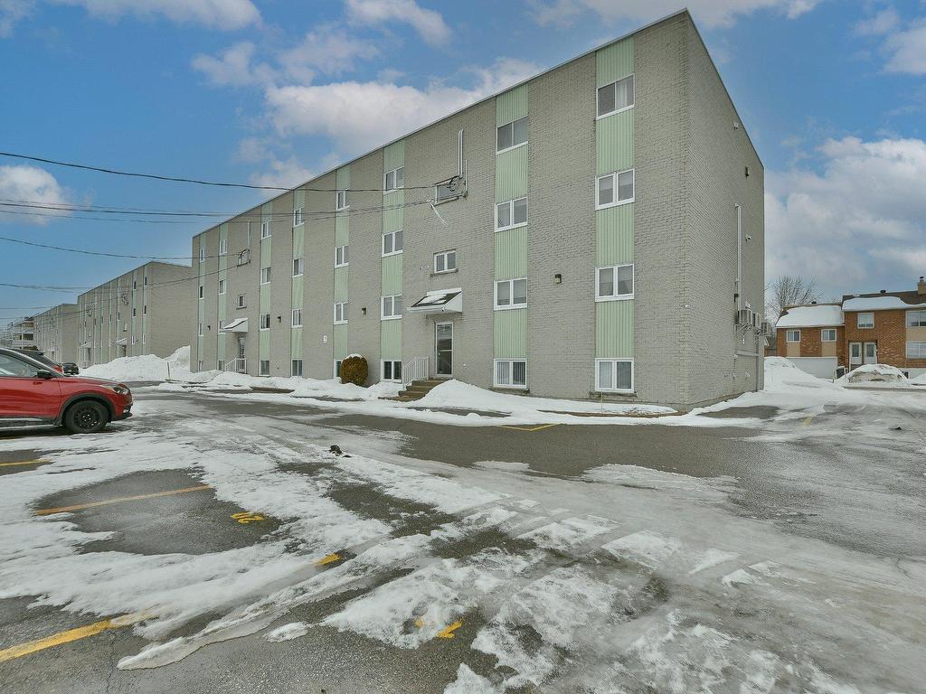 









96


Rue Lapointe

, 20,
Repentigny (Repentigny),




QC
J6A8E6

