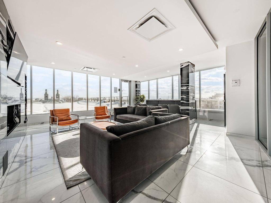 









2175


Rue St-Patrick

, 616,
Montréal (Le Sud-Ouest),




QC
H3K1B4

