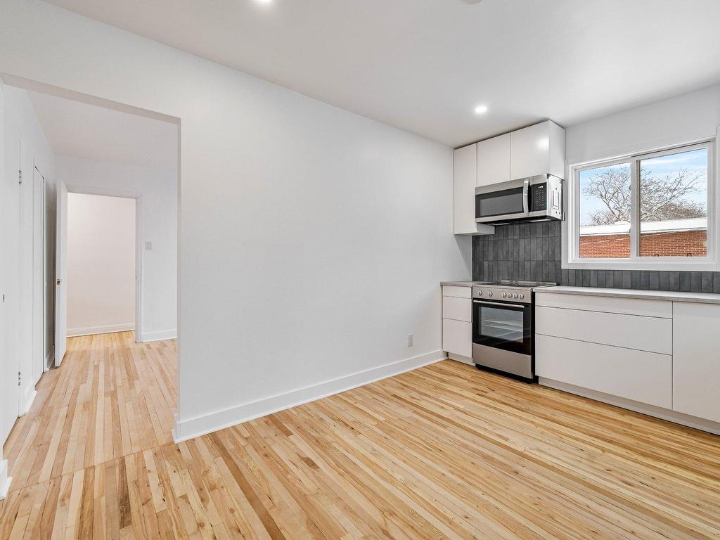 









5955


Rue De Jumonville

,
Montréal (Mercier/Hochelaga-Maisonneuve),




QC
H1M1R4

