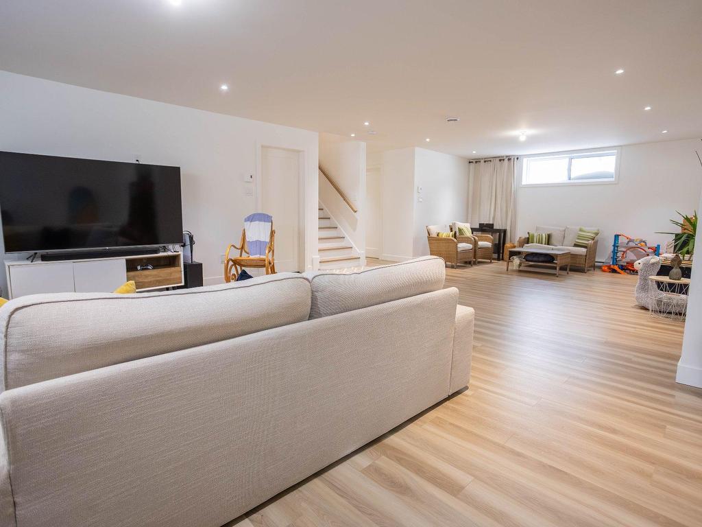 









620


Rue Désaulniers

,
Charette,




QC
G0X1E0

