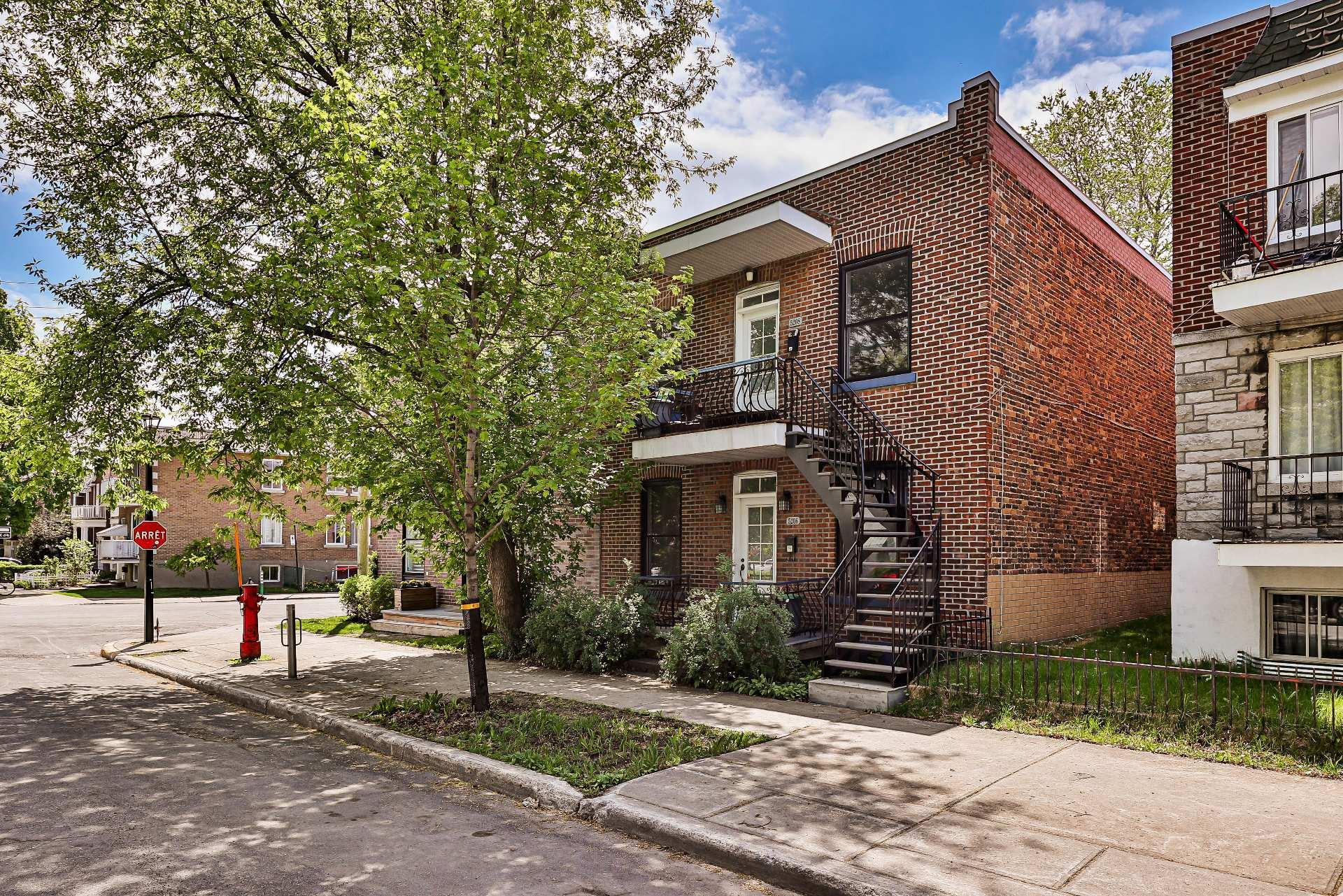 









5208


Av. d'Orléans

,
Montréal (Rosemont/La Petite-Patrie),




QC
H1X2K7

