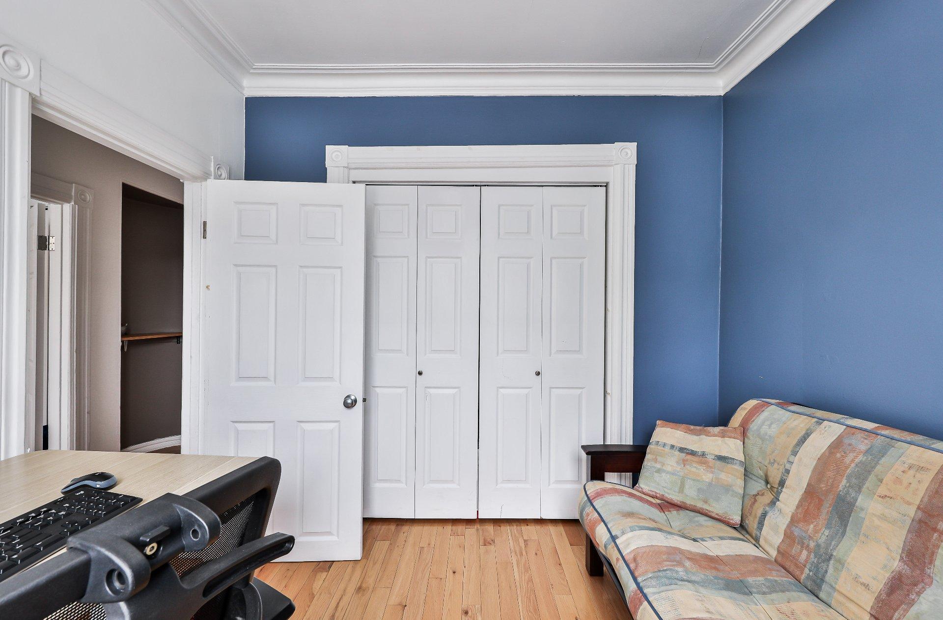 









5208


Av. d'Orléans

,
Montréal (Rosemont/La Petite-Patrie),




QC
H1X2K7

