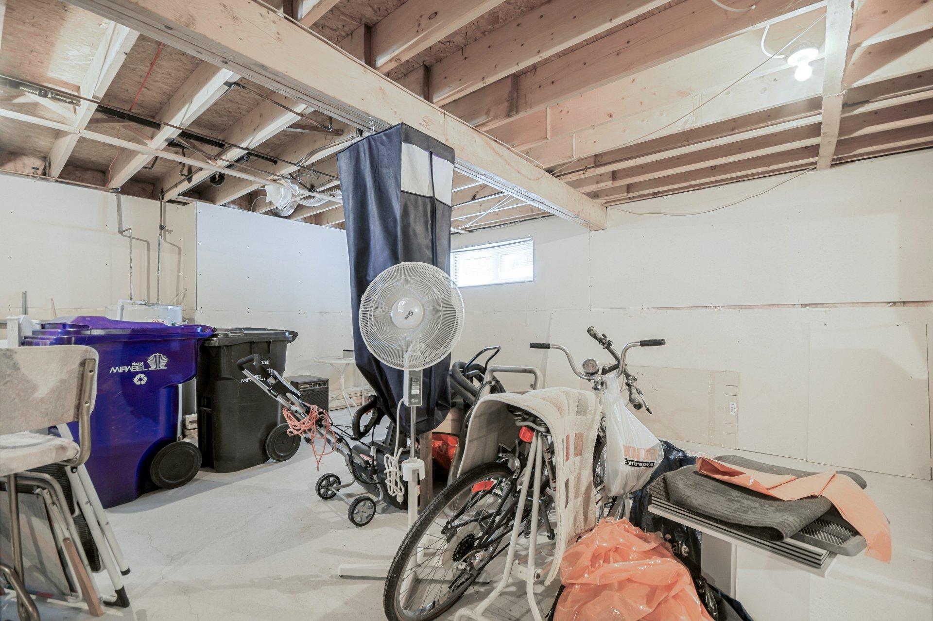 









10400


Rue du Plein-Air

,
Mirabel,




QC
J7J1S8

