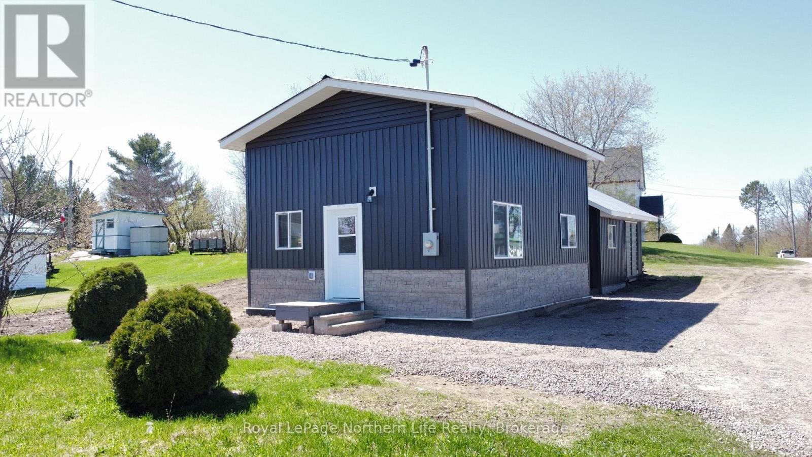 












71 CACHE STREET

,
West Nipissing (Cache Bay),




Ontario
P0H1G0

