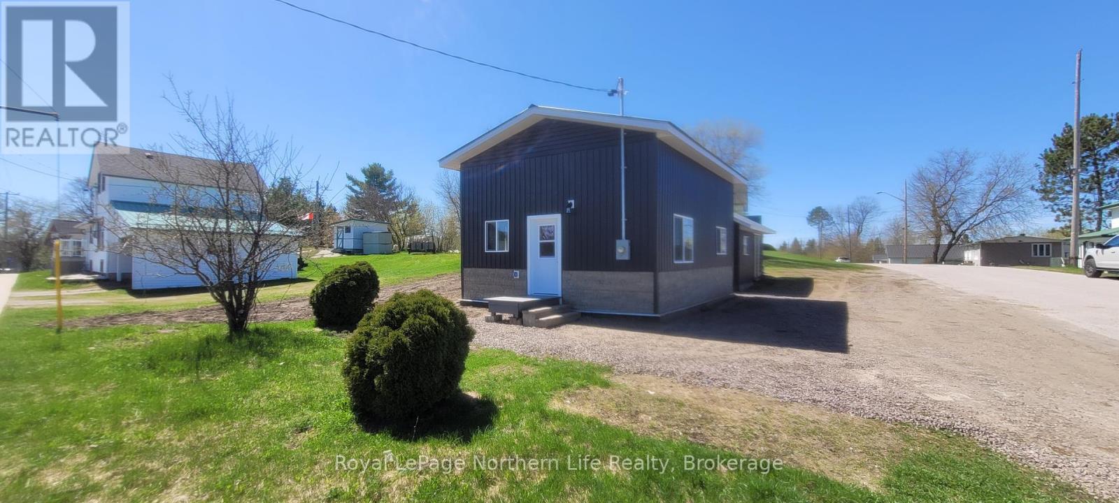 












71 CACHE STREET

,
West Nipissing (Cache Bay),




Ontario
P0H1G0

