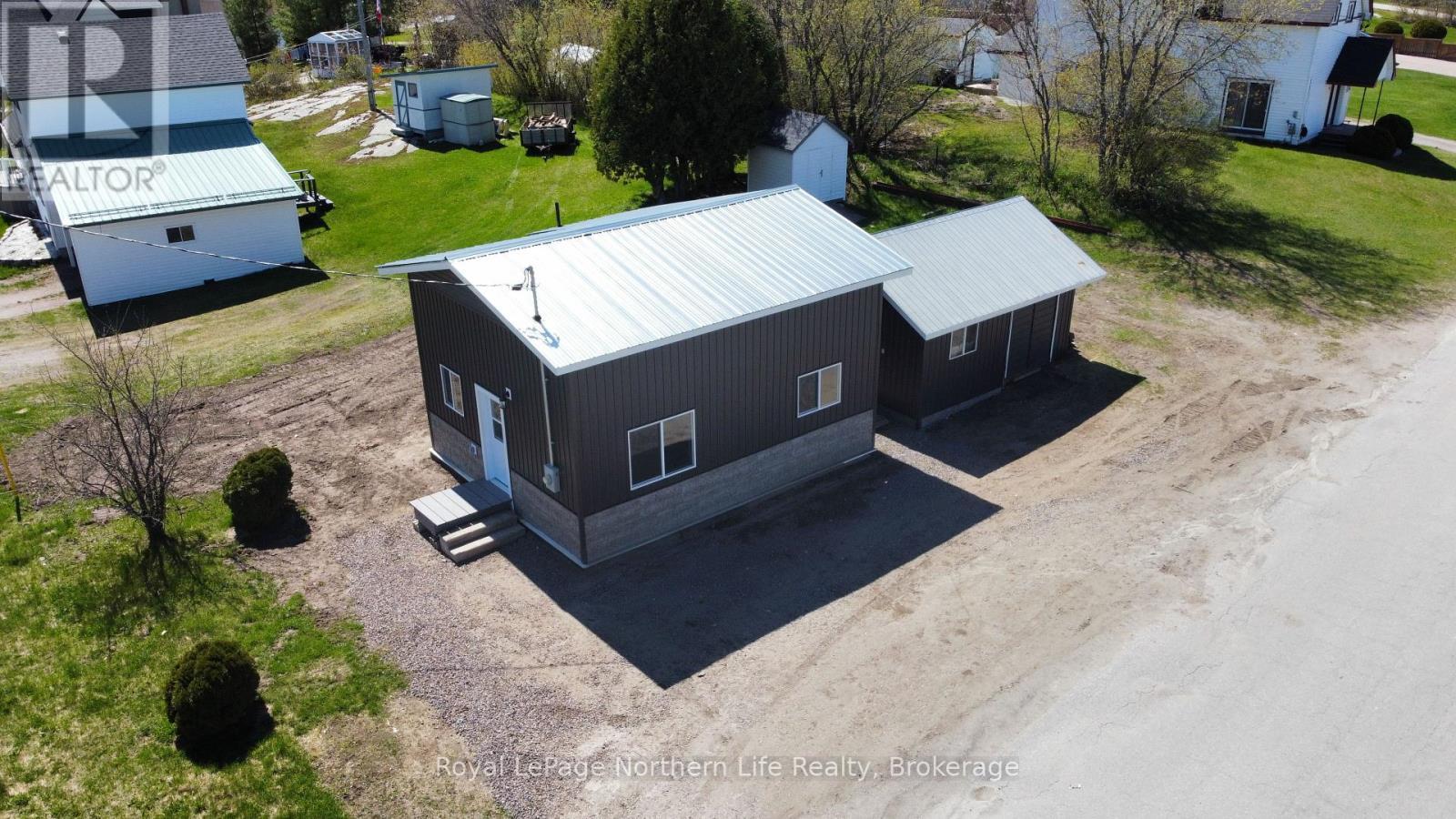 












71 CACHE STREET

,
West Nipissing (Cache Bay),




Ontario
P0H1G0

