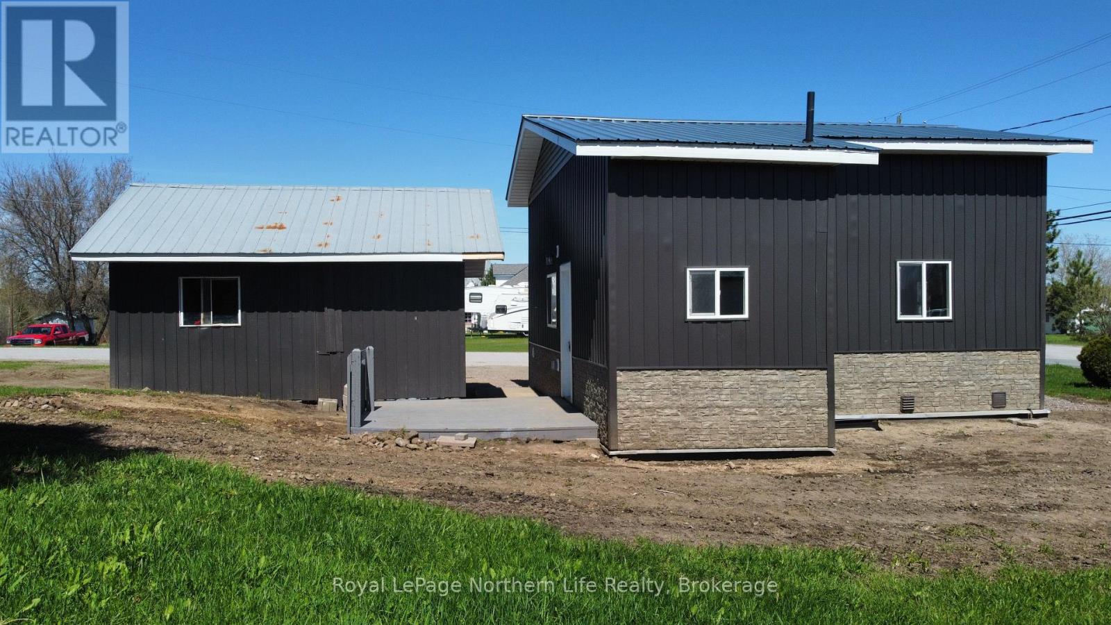 












71 CACHE STREET

,
West Nipissing (Cache Bay),




Ontario
P0H1G0

