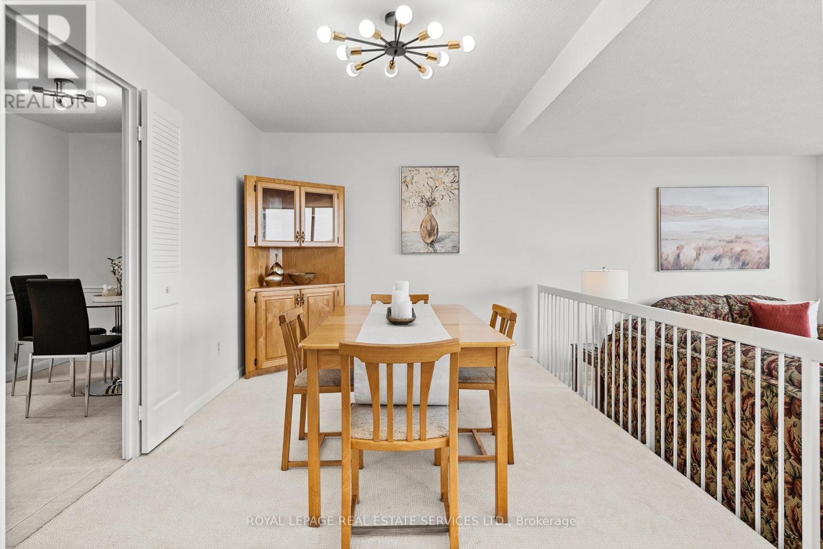 












1106 - 2185 MARINE DRIVE

,
Oakville,




Ontario
L6L5L6

