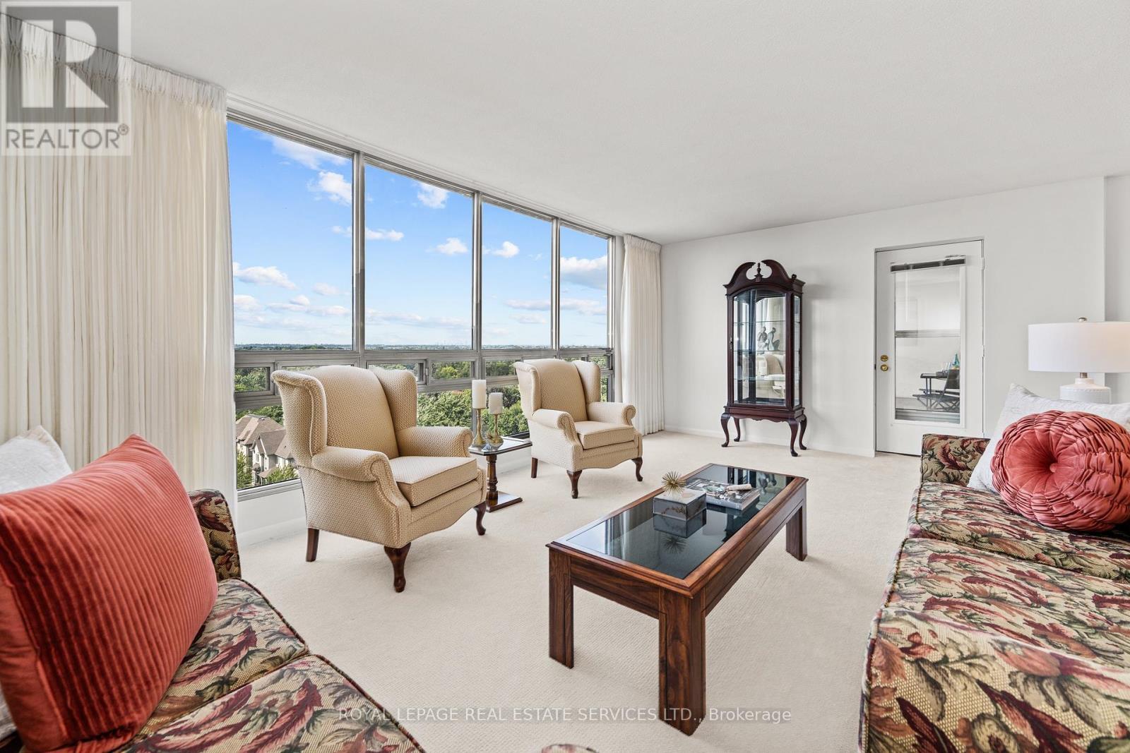 












1106 - 2185 MARINE DRIVE

,
Oakville,




Ontario
L6L5L6

