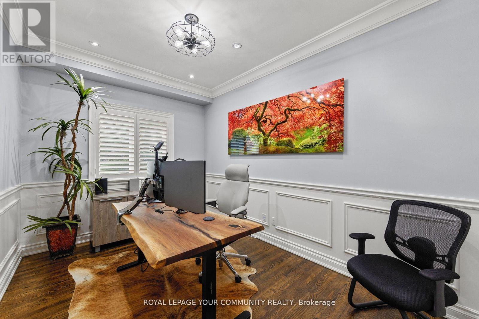 












6 MAGISTRALE COURT

,
Richmond Hill,




Ontario
L4C0H3


