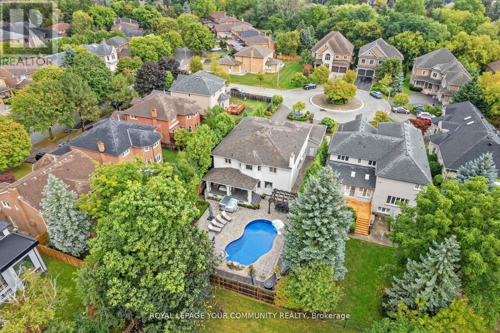 












6 MAGISTRALE COURT

,
Richmond Hill,




Ontario
L4C0H3

