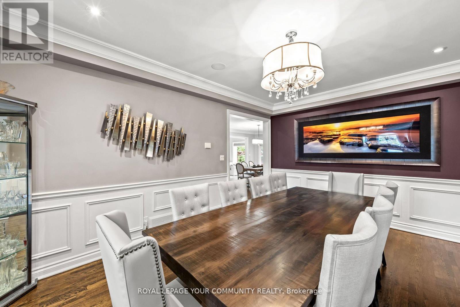 












6 MAGISTRALE COURT

,
Richmond Hill,




Ontario
L4C0H3

