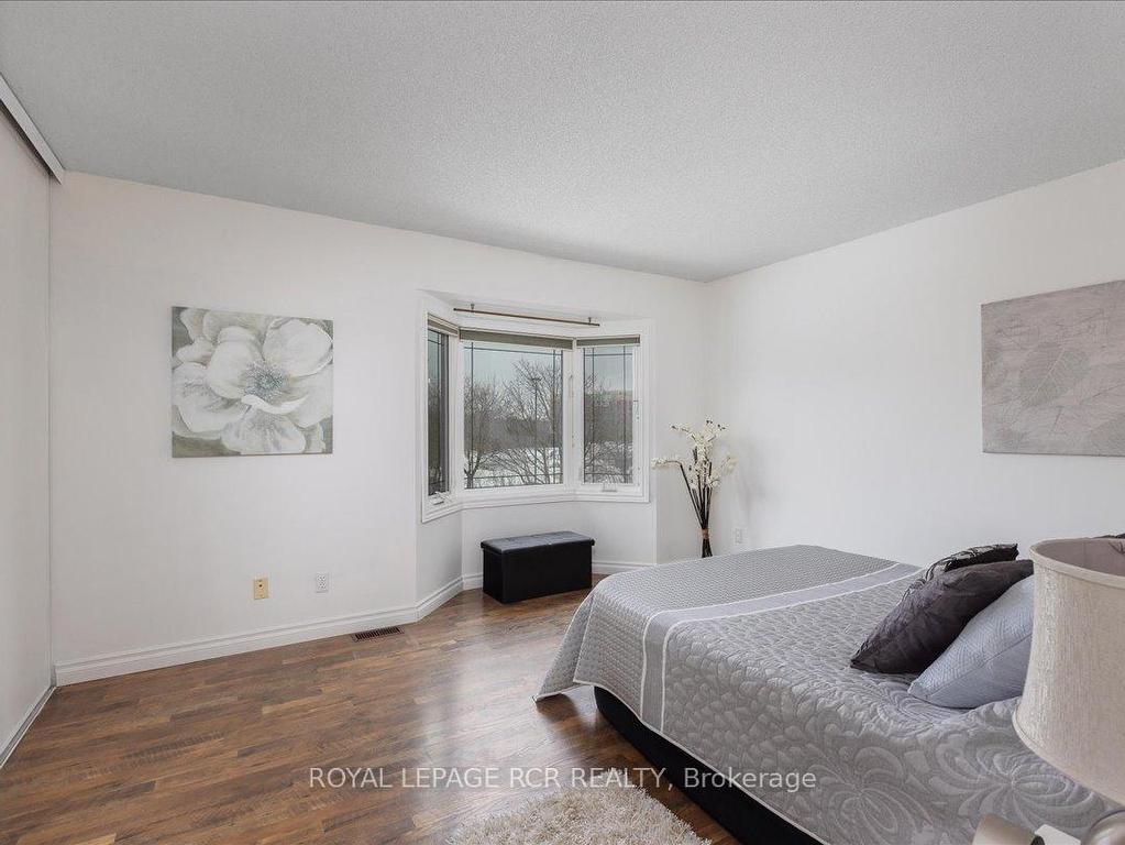 









315


Crowder

Boulevard,
Newmarket,




ON
L3Y 8J6

