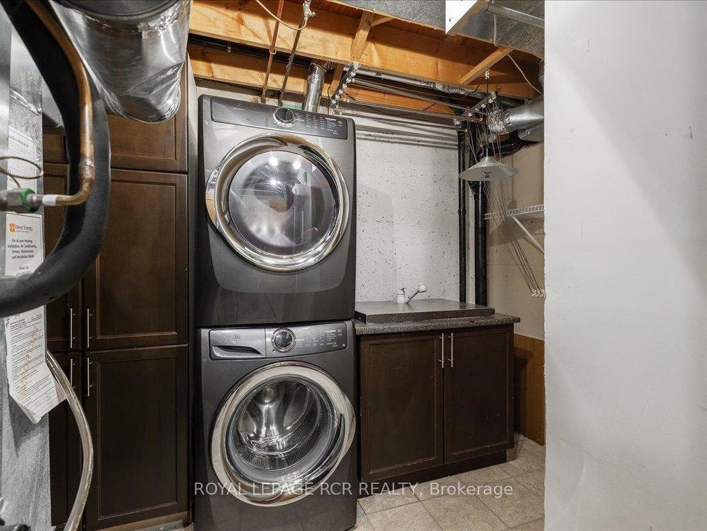









315


Crowder

Boulevard,
Newmarket,




ON
L3Y 8J6

