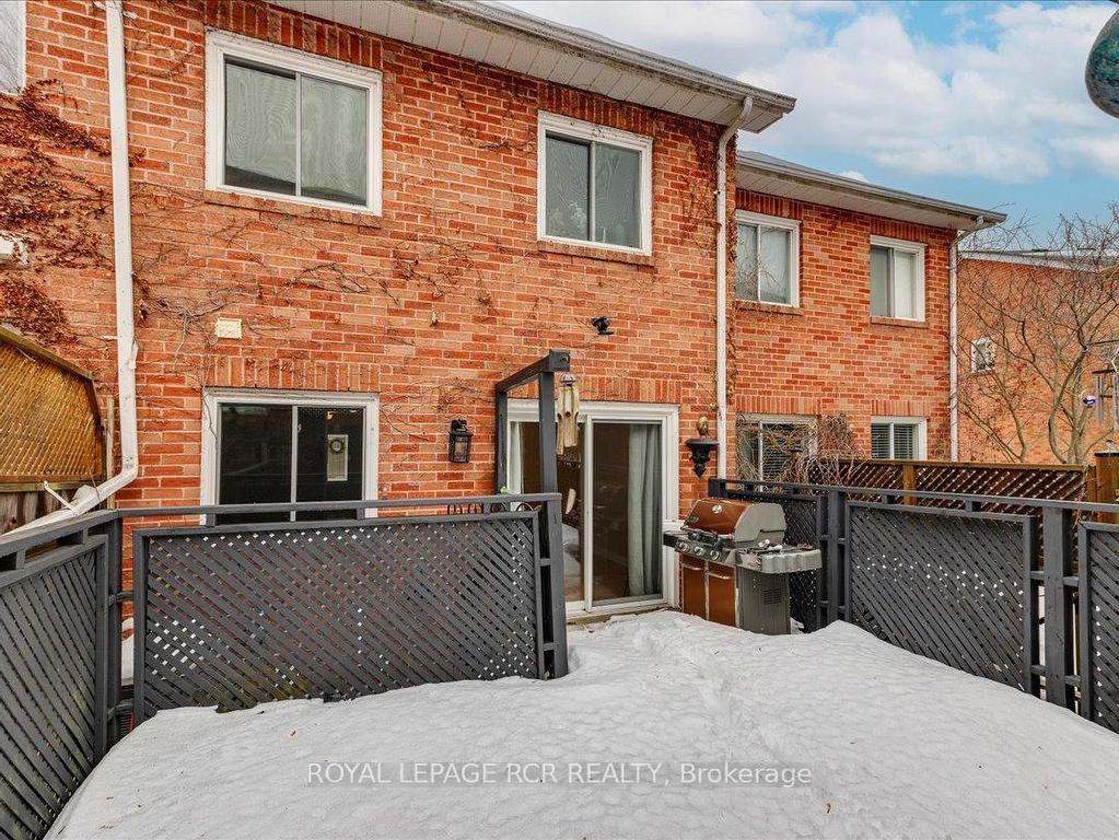 









315


Crowder

Boulevard,
Newmarket,




ON
L3Y 8J6


