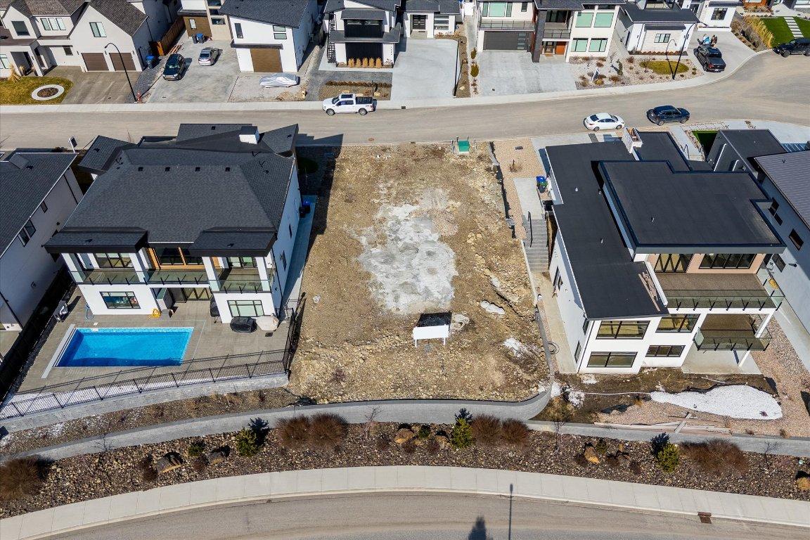 









Lot 59


Malbec

Place,
West Kelowna,







BC
V4T 3B4

