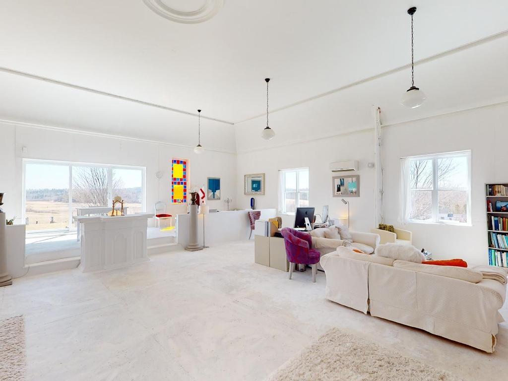 












8096 Highway 215 Highway

,
Selma,




NS
B0N 1T0

