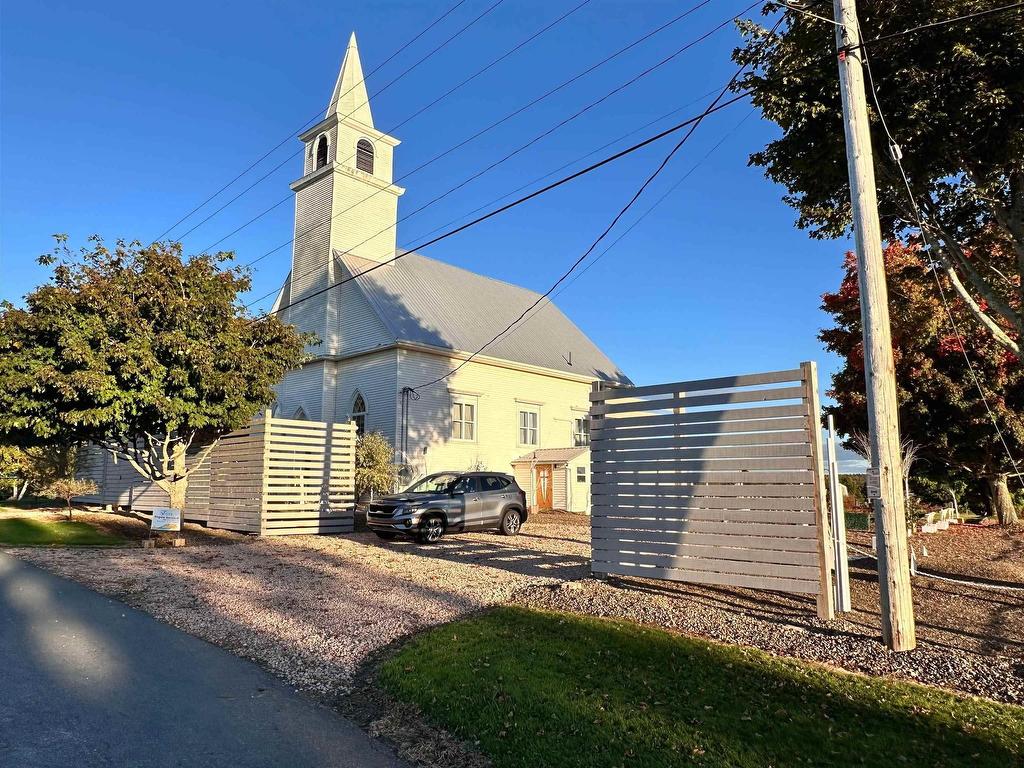 












8096 Highway 215 Highway

,
Selma,




NS
B0N 1T0

