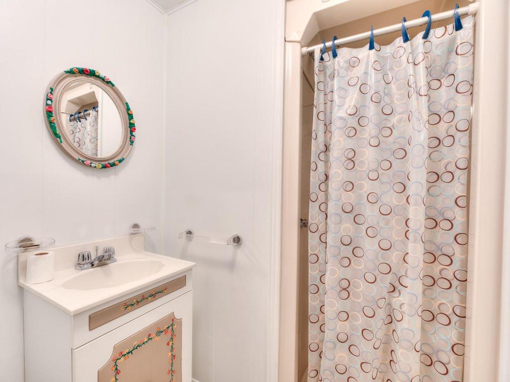 









134


32e Avenue

,
Saint-Eustache,




QC
J7P3X7


