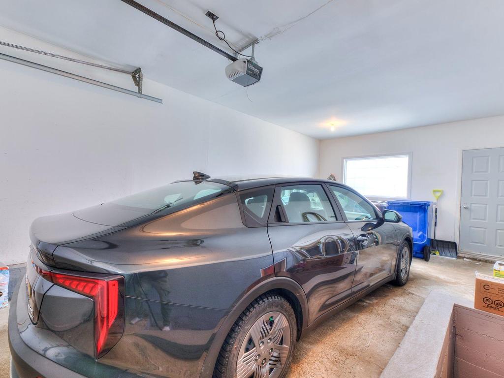 









134


32e Avenue

,
Saint-Eustache,




QC
J7P3X7


