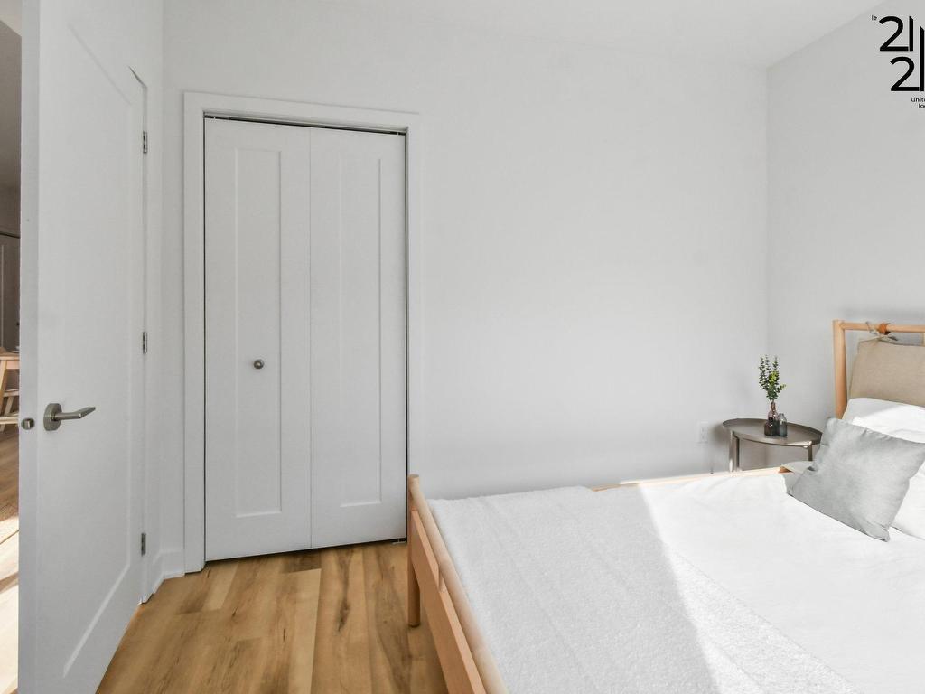 









2121


Av. Papineau

, 502,
Montréal (Ville-Marie),




QC
H2K4J5


