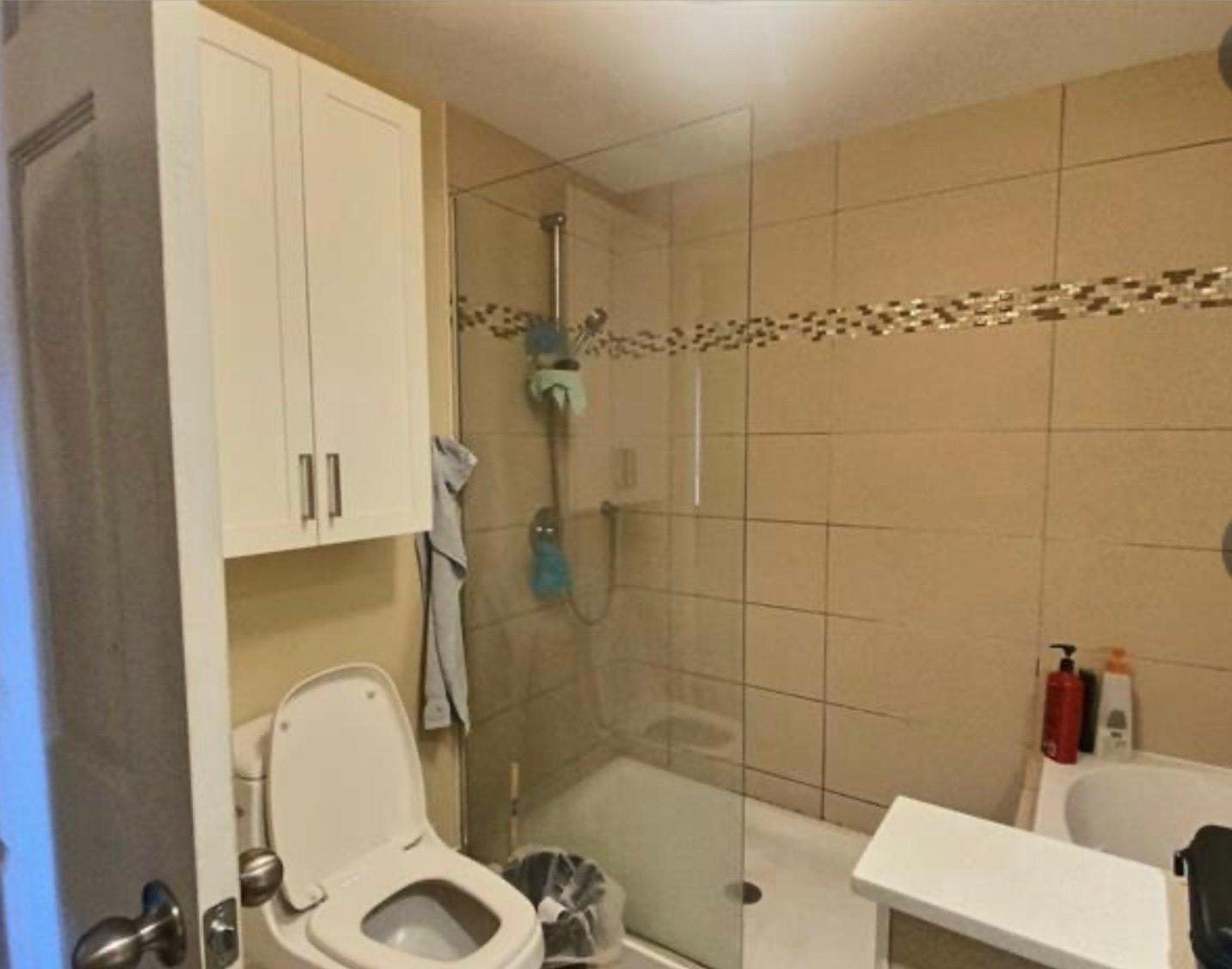 









1235


Rue Bishop

, 406,
Montréal (Ville-Marie),




QC
H3G0A6

