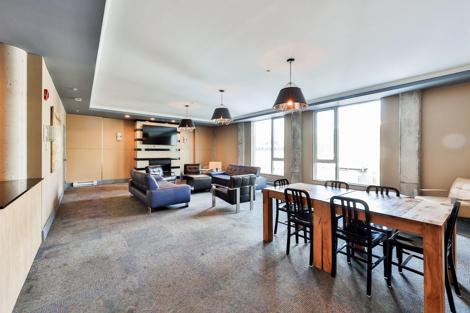 









1235


Rue Bishop

, 406,
Montréal (Ville-Marie),




QC
H3G0A6

