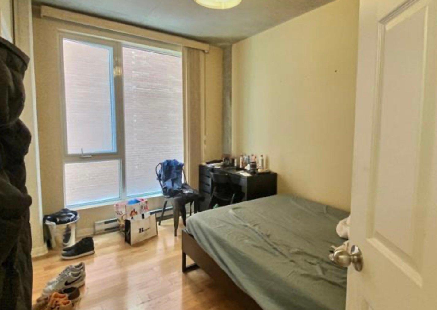 









1235


Rue Bishop

, 406,
Montréal (Ville-Marie),




QC
H3G0A6

