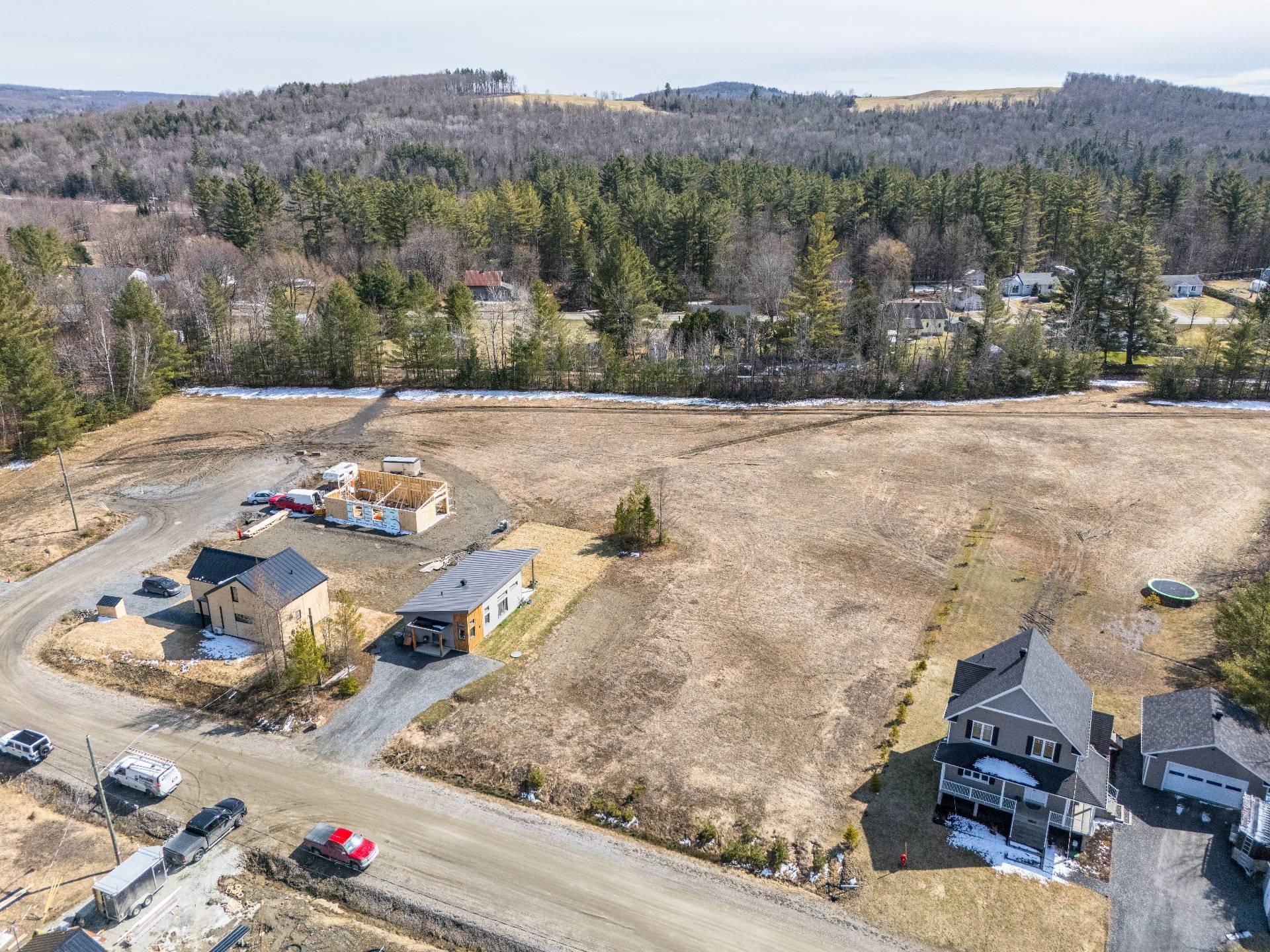 












Rue des Tailleurs-de-Pierre

,
Stanstead - Ville,







QC
J0B3E4

