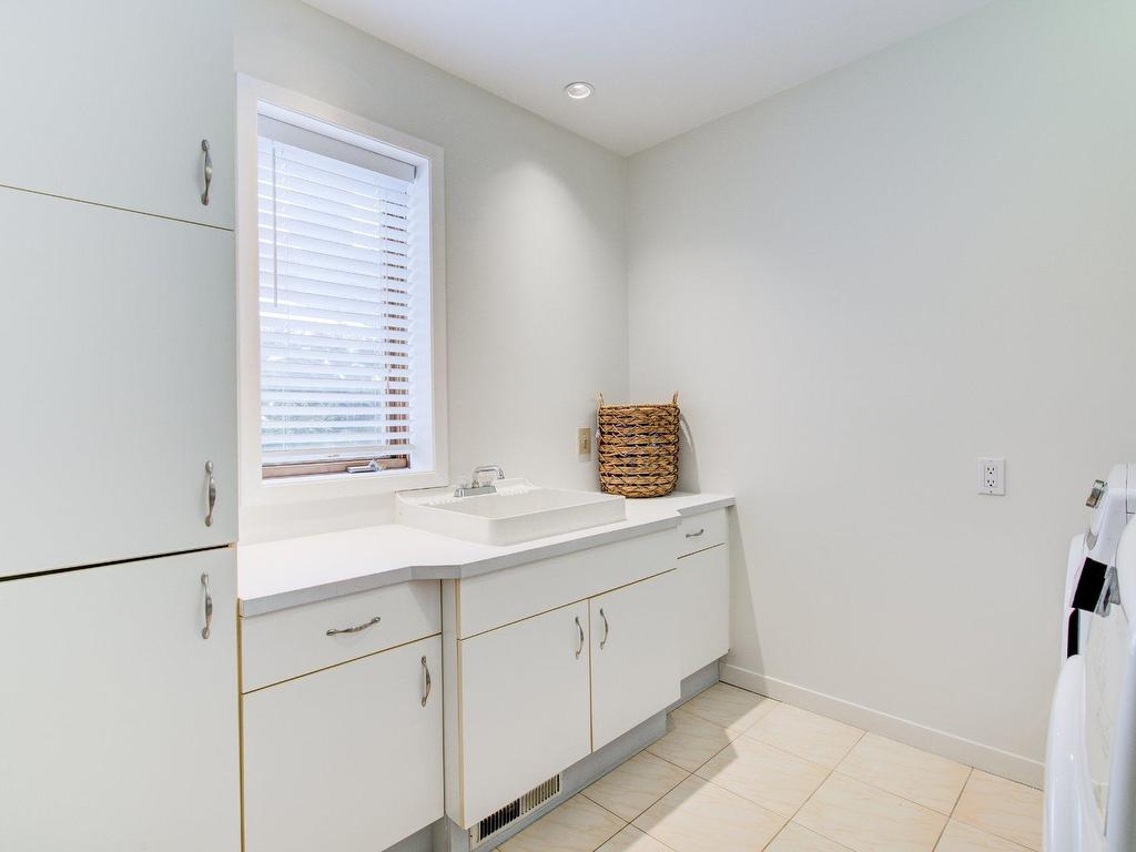 









35


Rue Brissette

,
Saint-Mathieu-de-Beloeil,




QC
J3G0G2

