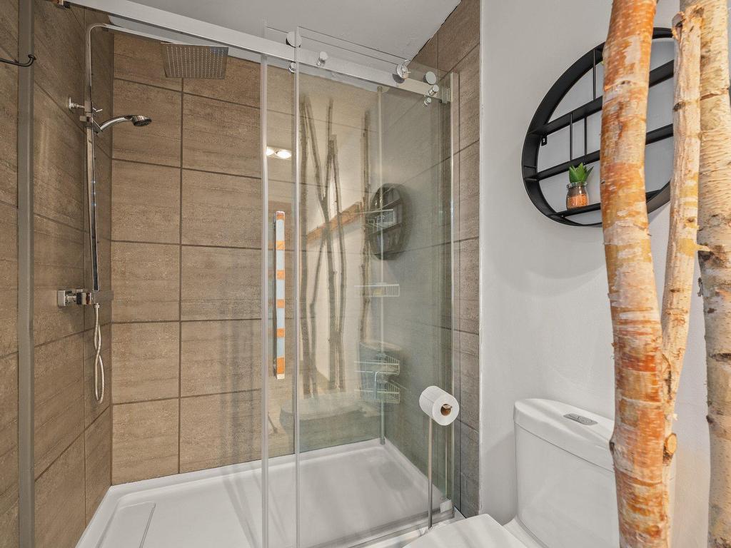 









116


Ch. de Kandahar

, 242,
Mont-Tremblant,




QC
J8E1E2

