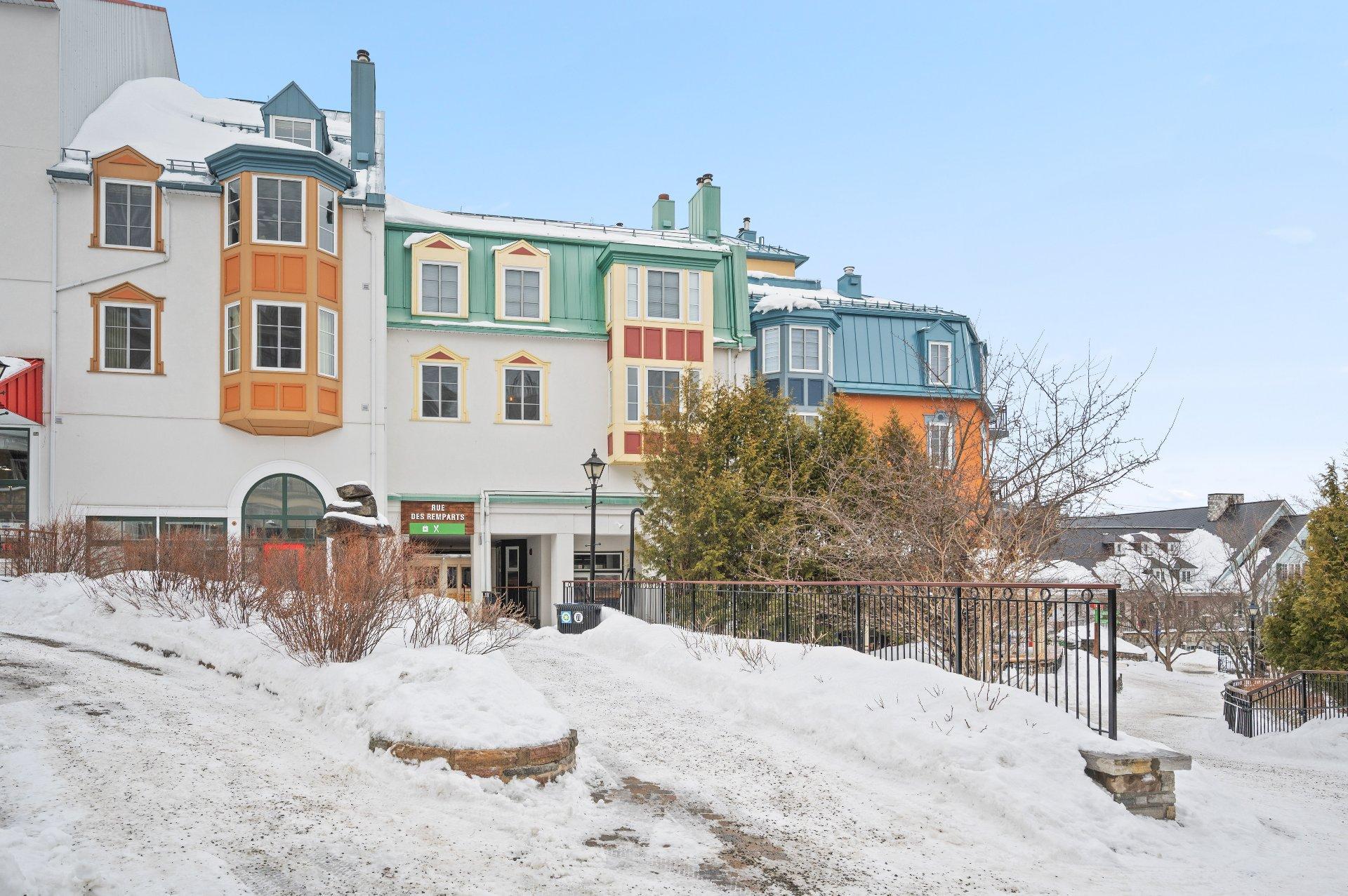 









116


Ch. de Kandahar

, 242,
Mont-Tremblant,




QC
J8E1E2

