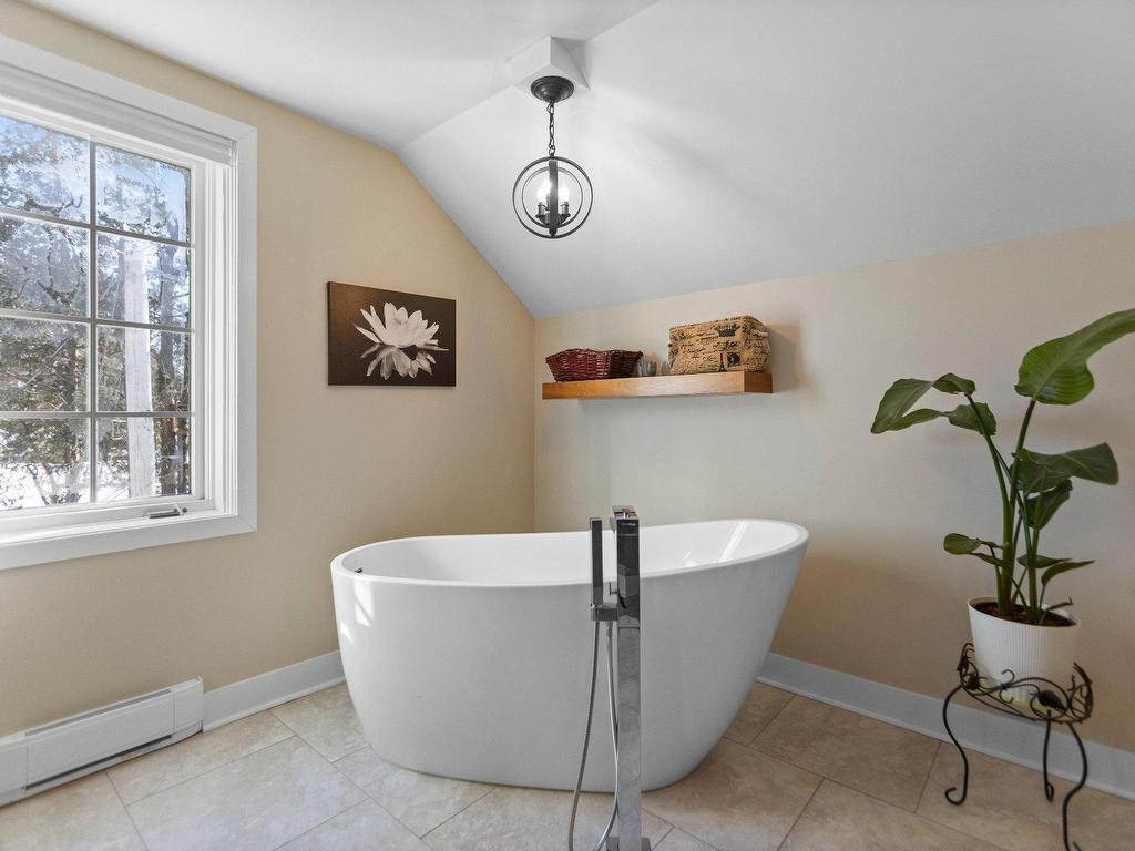 









40


Av. du Golf

,
Pointe-Claire,




QC
H9S4N5

