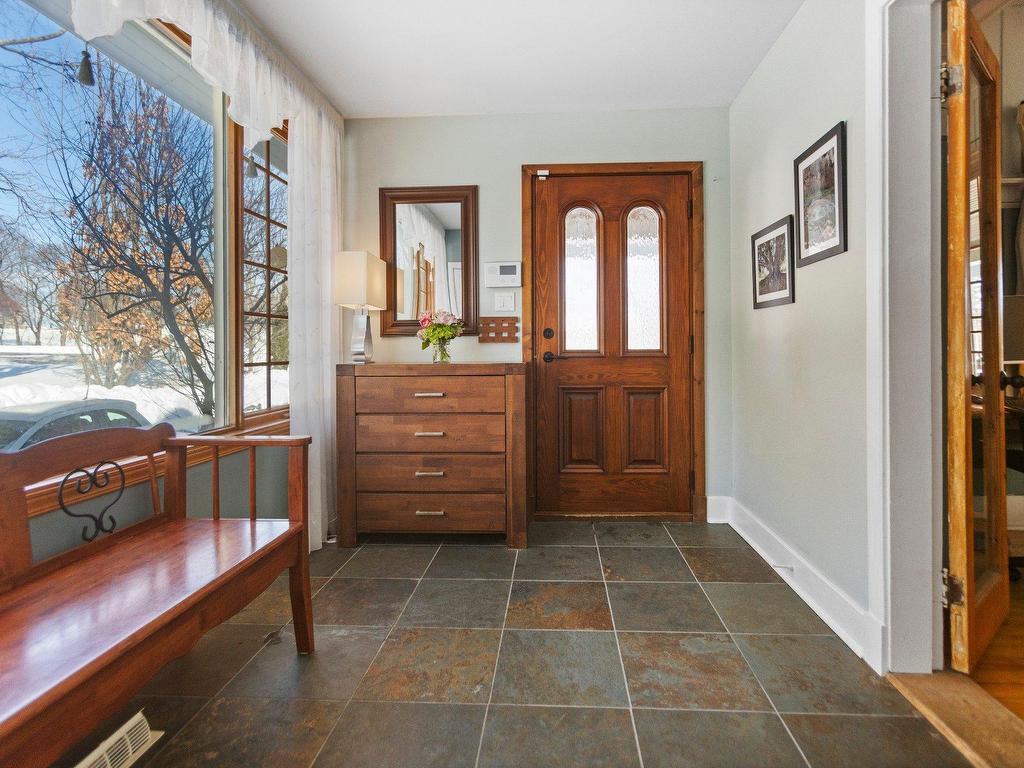









40


Av. du Golf

,
Pointe-Claire,




QC
H9S4N5

