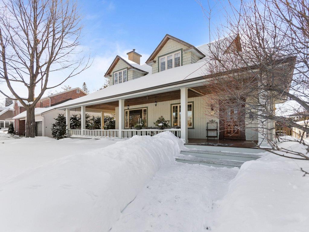 









40


Av. du Golf

,
Pointe-Claire,




QC
H9S4N5

